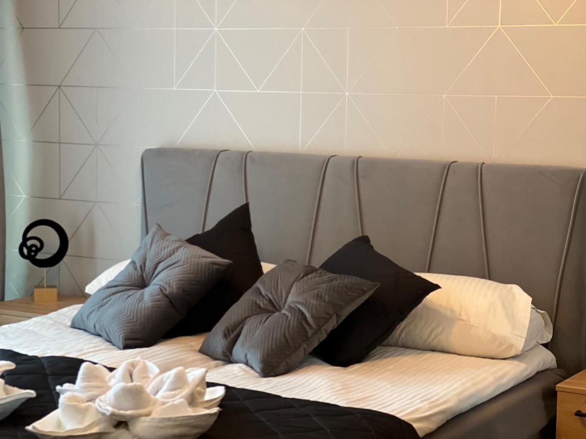 קילצה Family & Business Elegant Apartments, Kadzielnia, Wdk, Stadion Korona -1 Bedroom, Terrace, Garage, New! מראה חיצוני תמונה