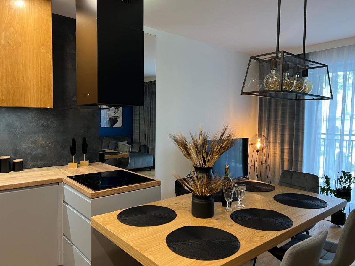 קילצה Family & Business Elegant Apartments, Kadzielnia, Wdk, Stadion Korona -1 Bedroom, Terrace, Garage, New! מראה חיצוני תמונה