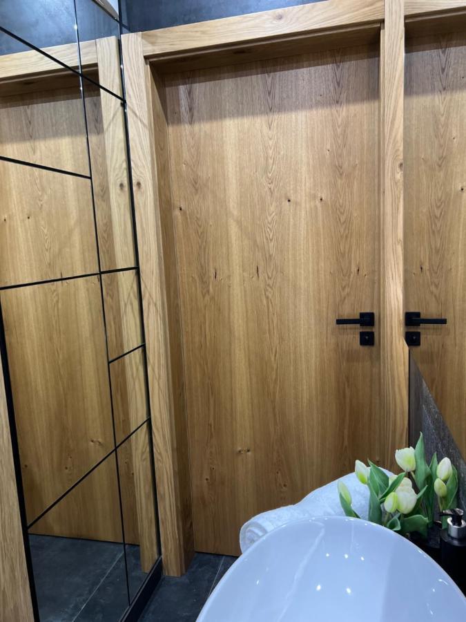 קילצה Family & Business Elegant Apartments, Kadzielnia, Wdk, Stadion Korona -1 Bedroom, Terrace, Garage, New! מראה חיצוני תמונה