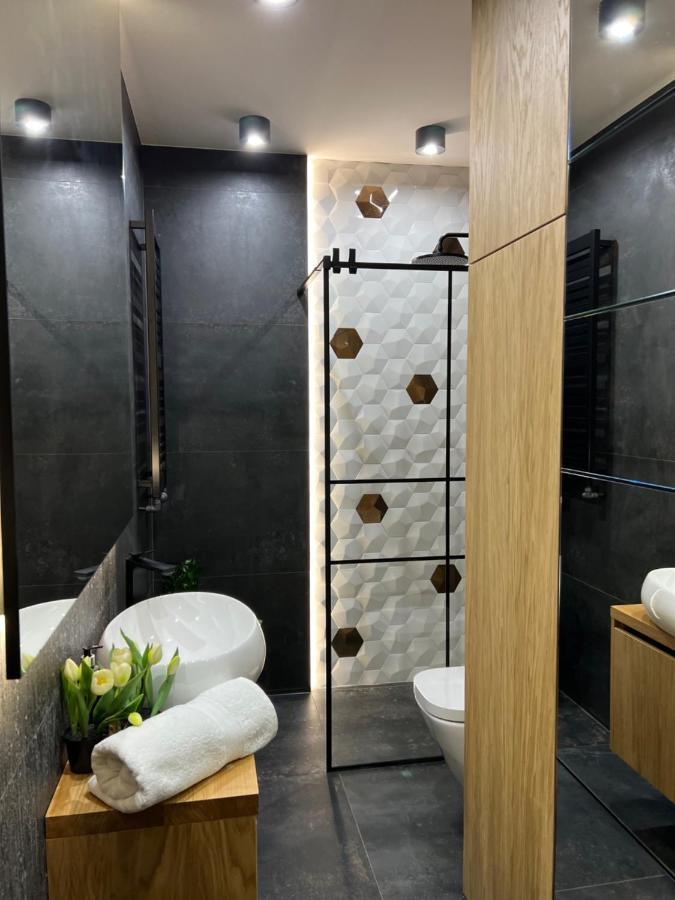 קילצה Family & Business Elegant Apartments, Kadzielnia, Wdk, Stadion Korona -1 Bedroom, Terrace, Garage, New! מראה חיצוני תמונה